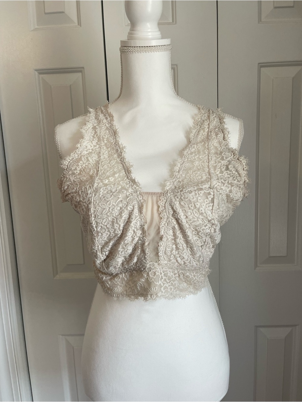 aerie Cream Lace Bralette